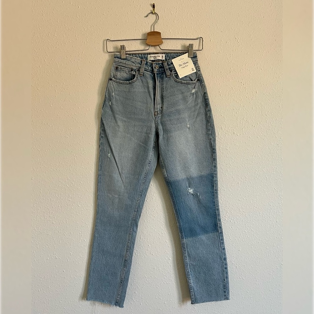 Abercrombie & Fitch the mom high rise jean curve love
